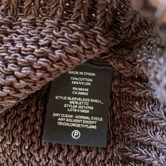 NWT Theory sleeveless shell sweater vest - Picture 5 of 8